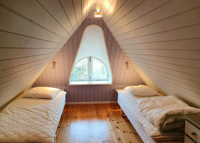 펜션 Thatched In The Dunes By The *